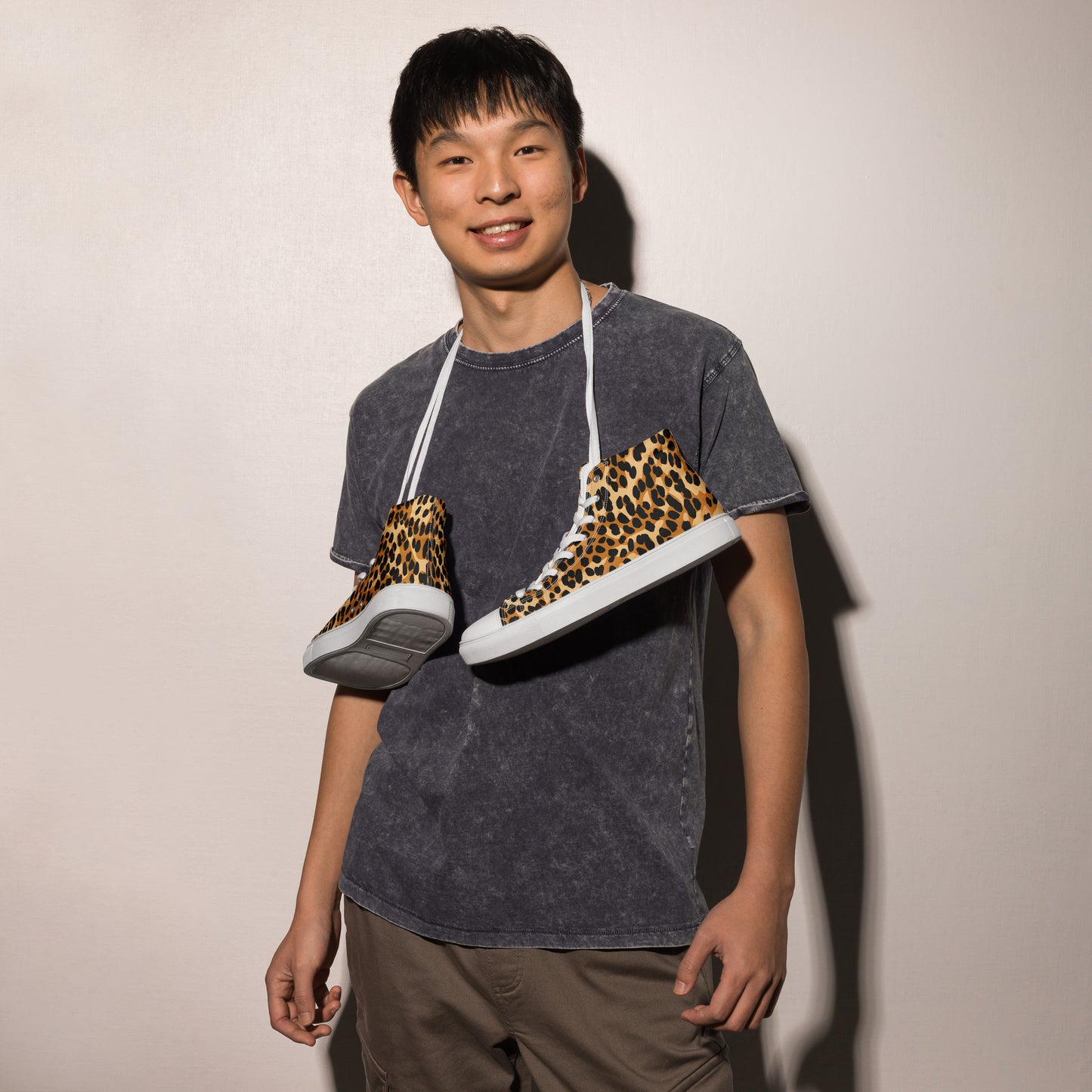 Men’s High Top Canvas Shoes: Leopard