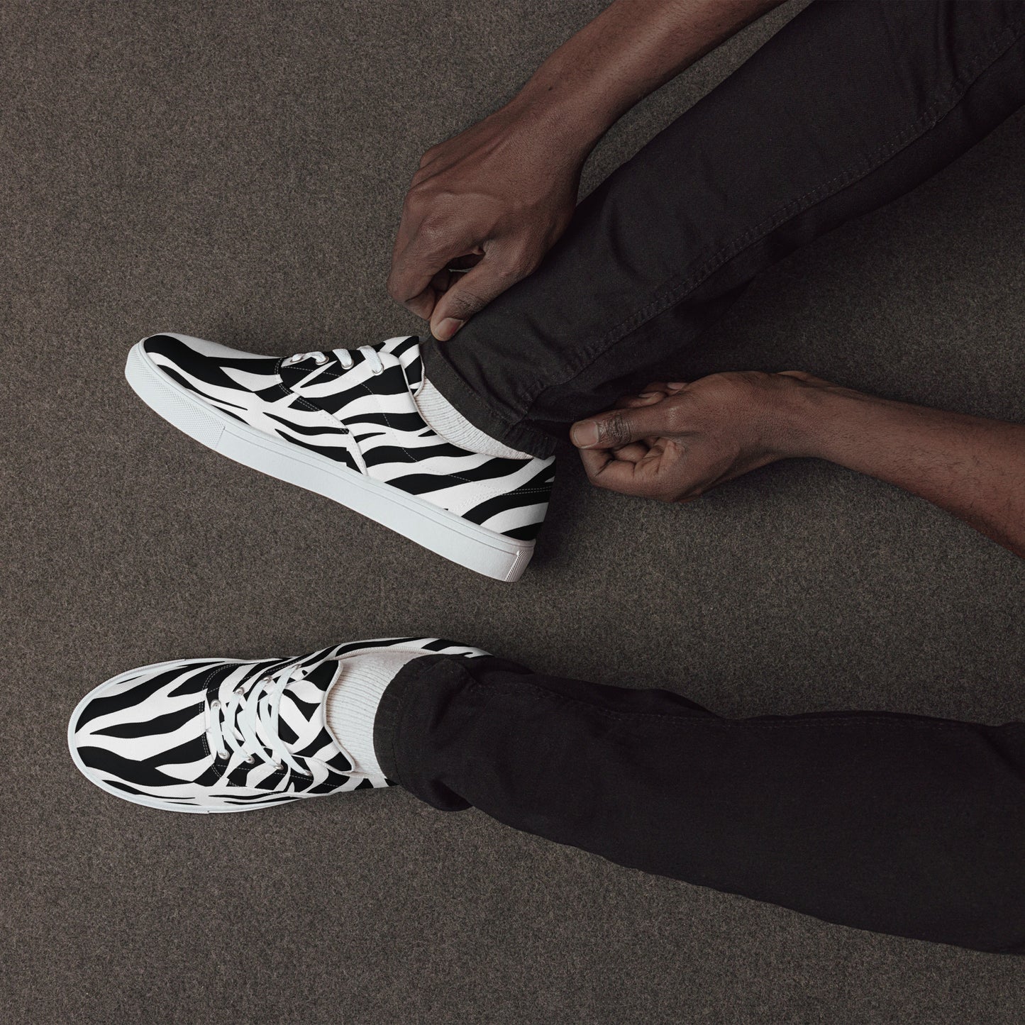 Men’s Lace-Up Canvas Shoes: Zebra